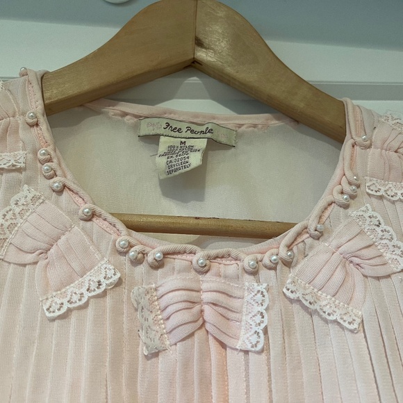 Free People top - Picture 4 of 12